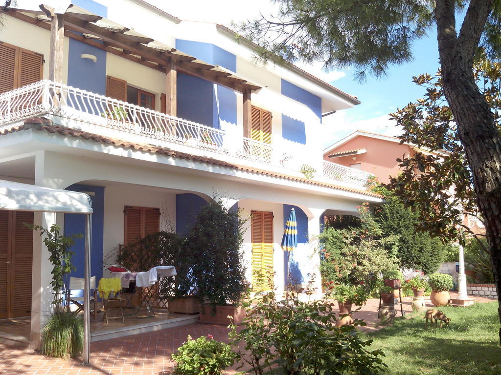 Amarenumana Aparthotel Habitación foto